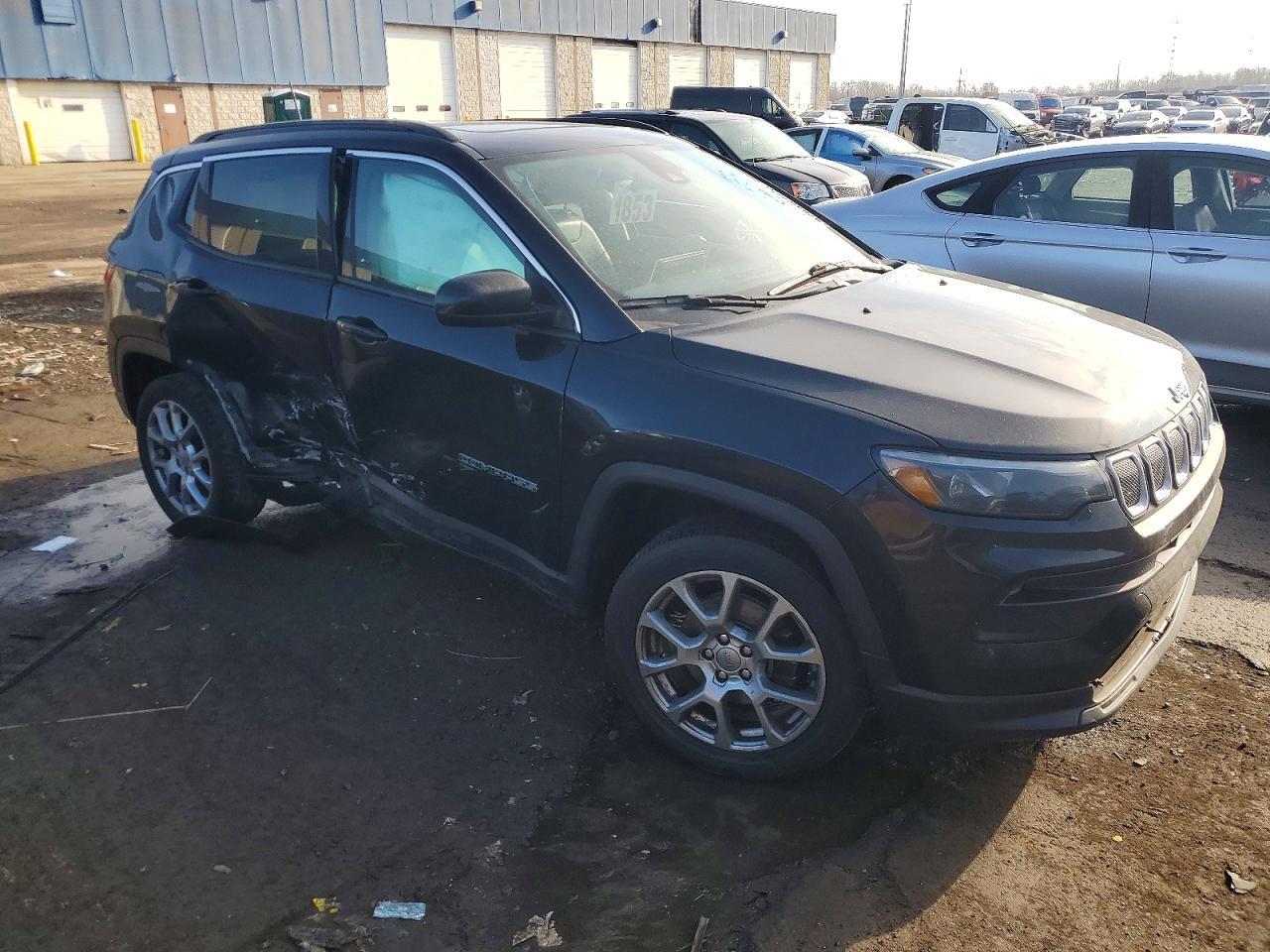 2022 Jeep Compass Latitude lux