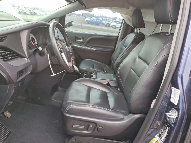2020 Toyota Sienna Limited 7-passenger