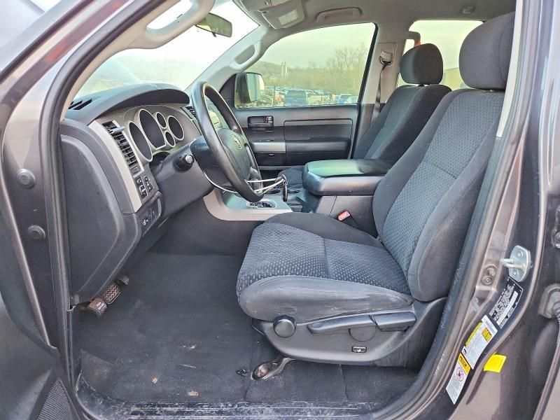 2011 Toyota Tundra Double cab SR5