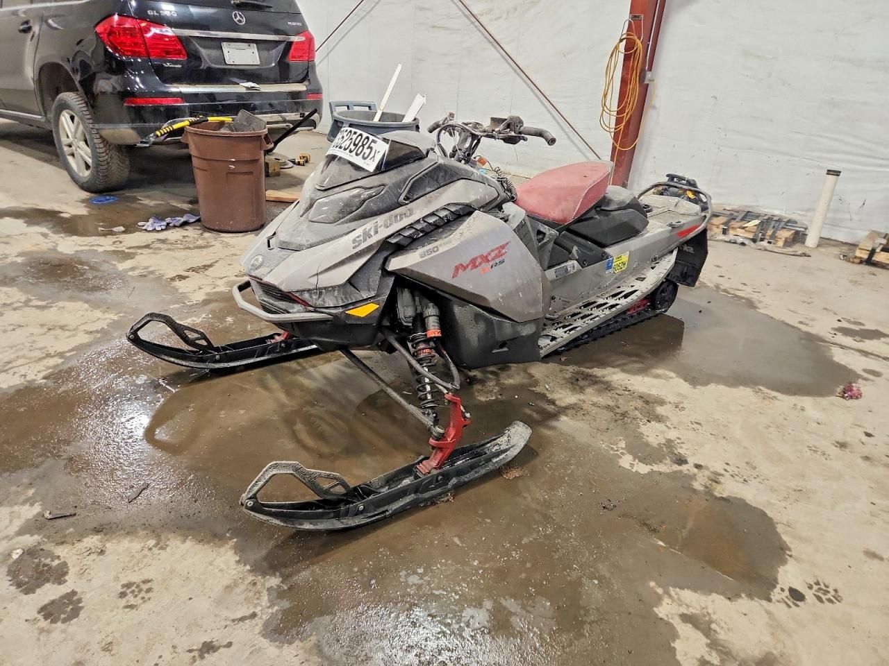 2023 Skidoo MXZ