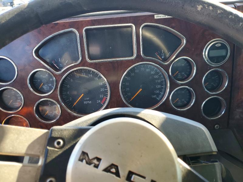 2015 Mack GU (GRANITE)