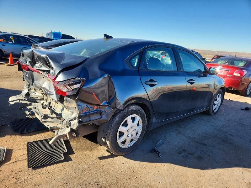 2021 KIA Forte fe