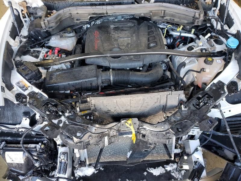 2021 Alfa Romeo Stelvio ti