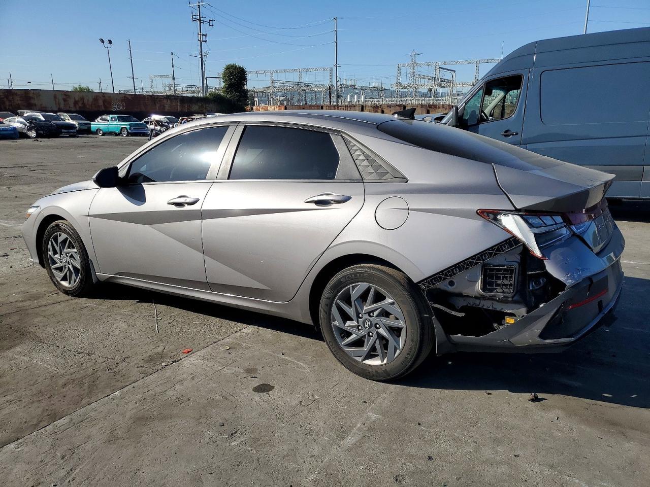 2024 Hyundai Elantra Blue