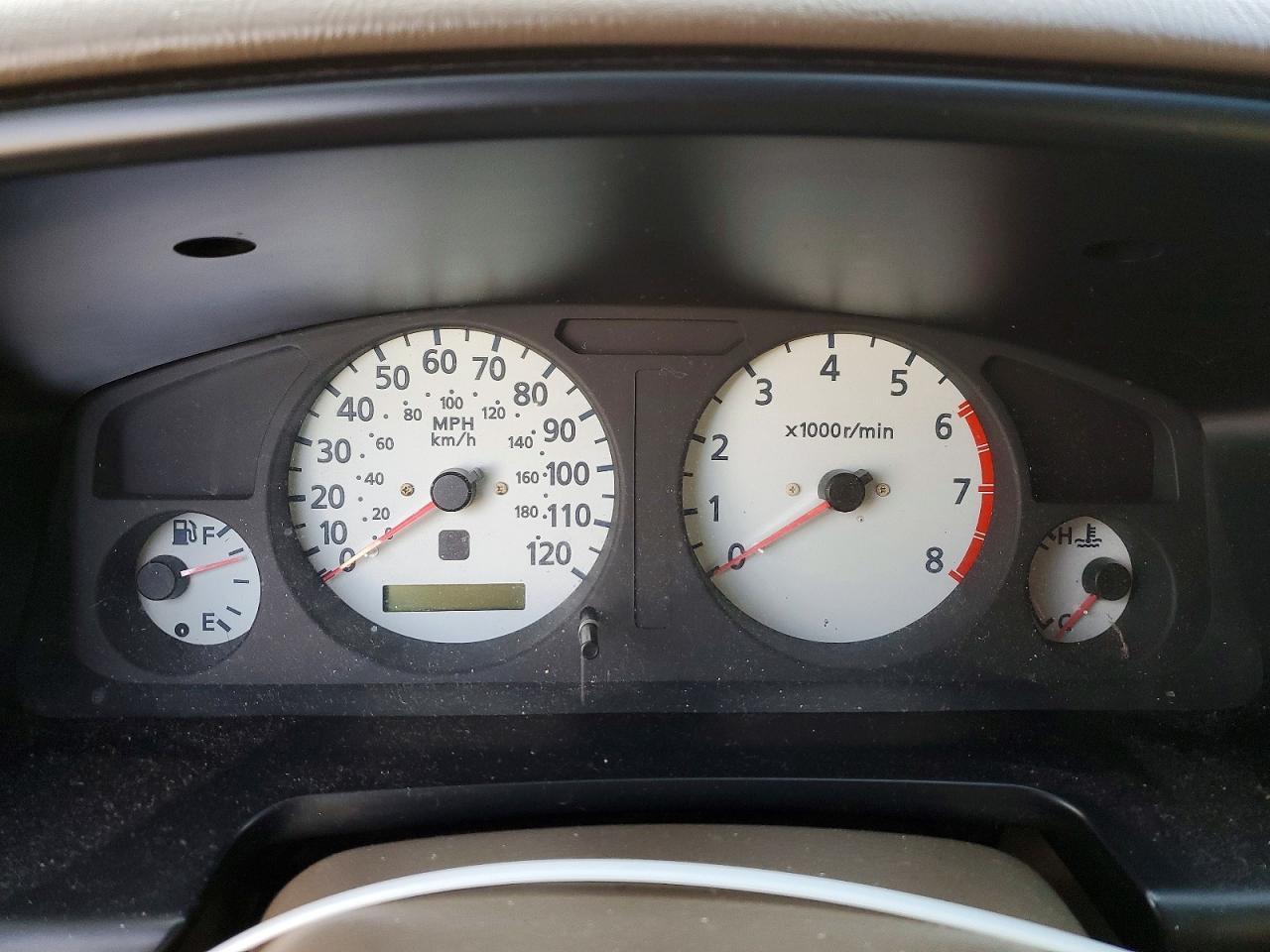 2000 Niss Pathfinder le