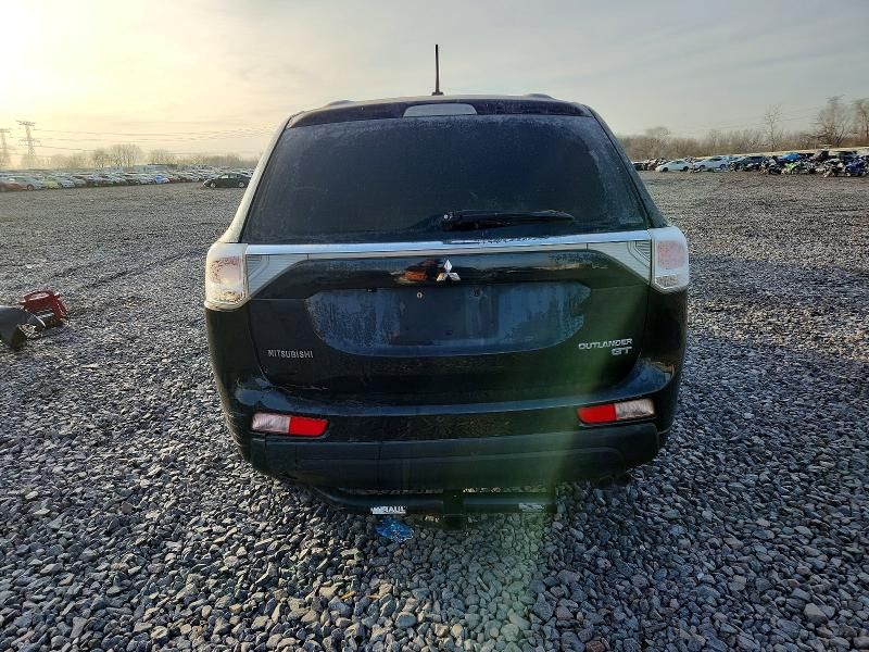 2014 Mitsubishi Outlander gt