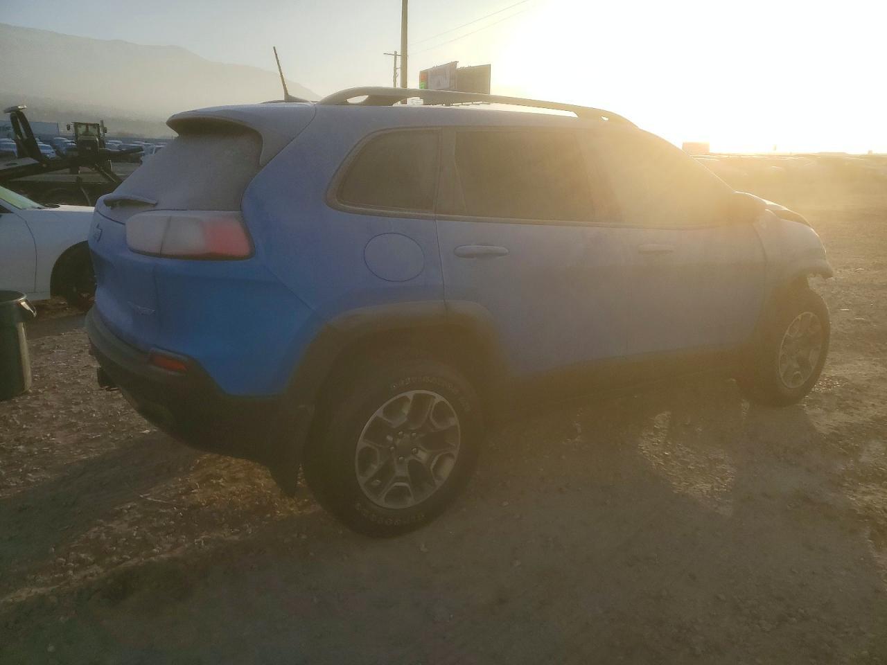 2020 Jeep Cherokee Trailhawk