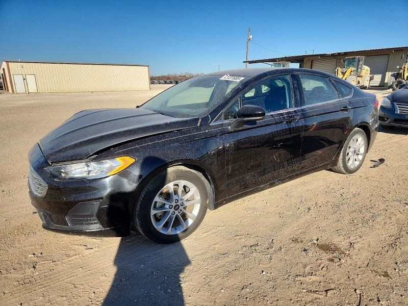 2020 Ford Fusion se