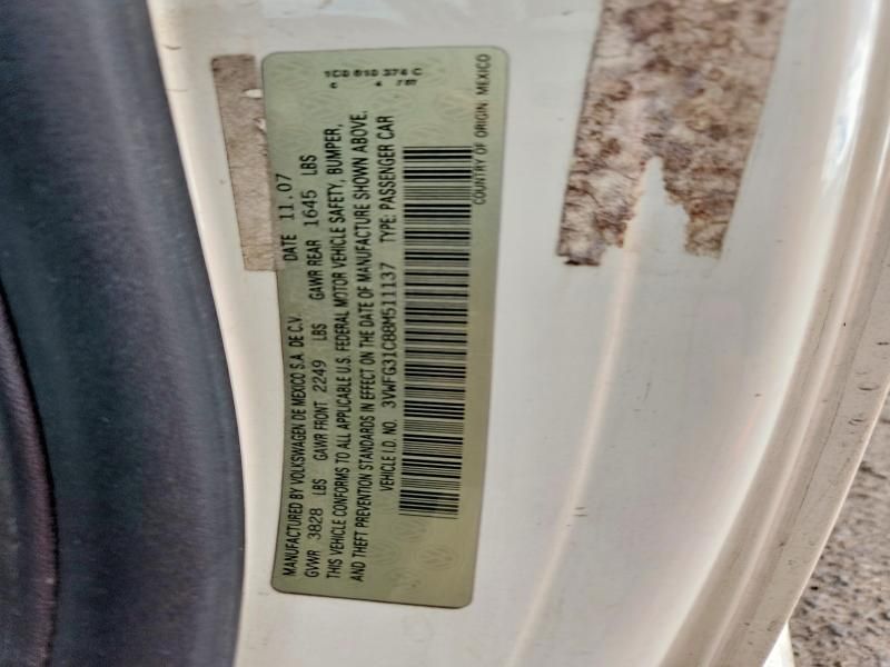 2008 Volkswagen New Beetle Triple White