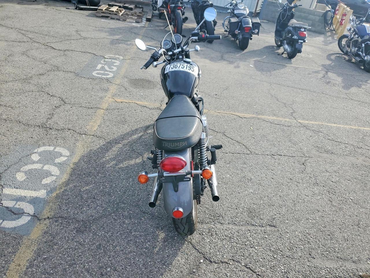 2012 Triumph Bonneville T100