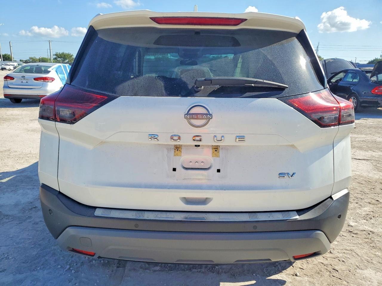 2022 Nissan Rogue sv