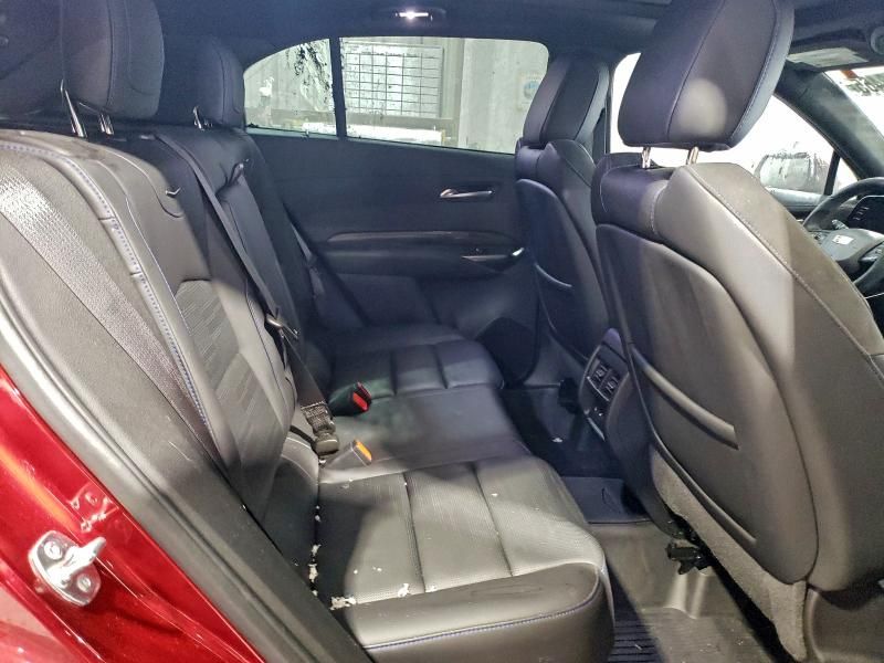 2024 Cadillac XT4 Sport