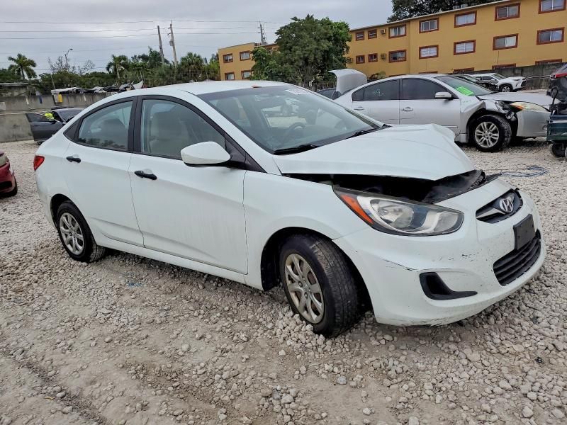 2012 Hyundai Accent gls