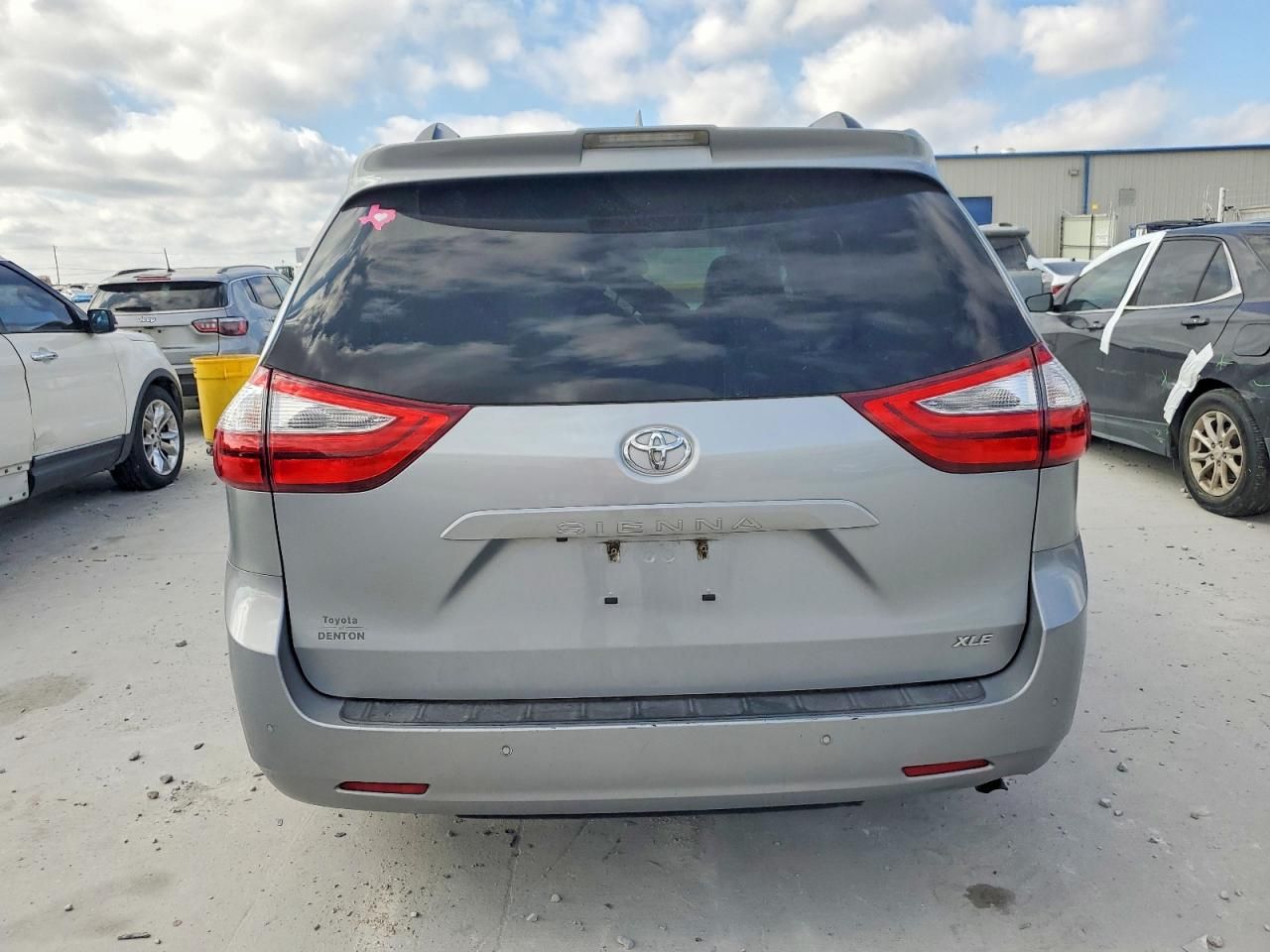 2018 Toyota Sienna xle