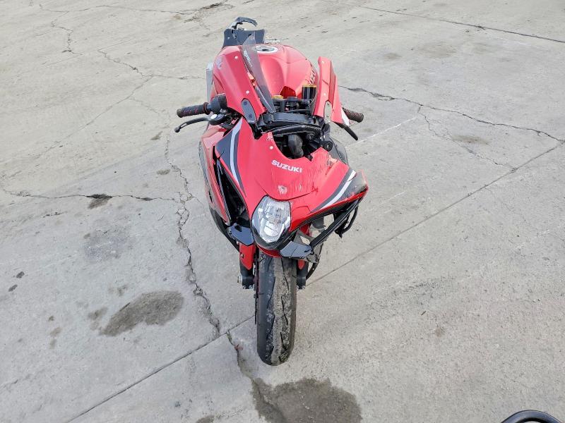 2025 Suzuki GSX-R1000