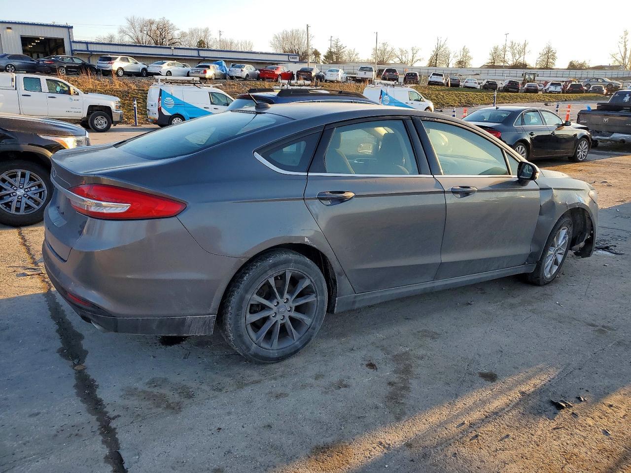 2017 Ford Fusion se