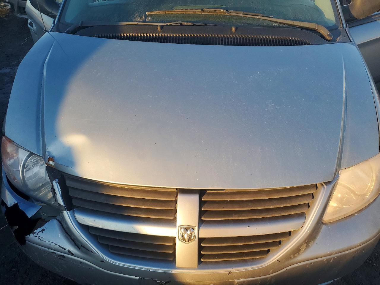2005 Dodge Caravan sxt