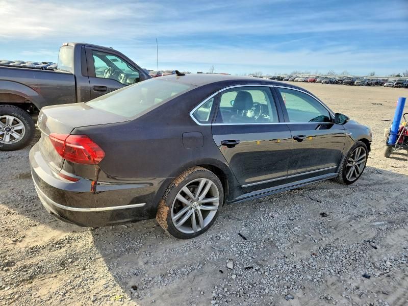 2017 Volkswagen Passat R-line