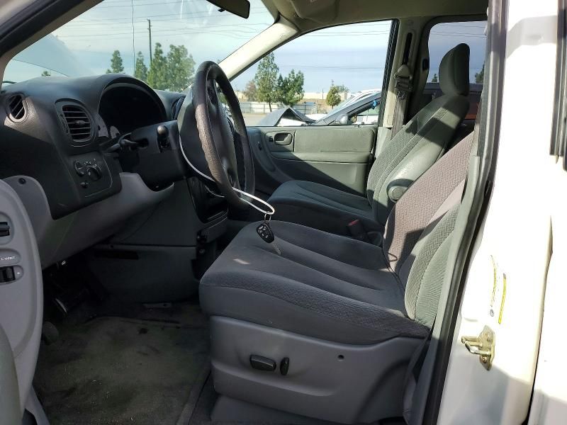 2005 Dodge Caravan sxt