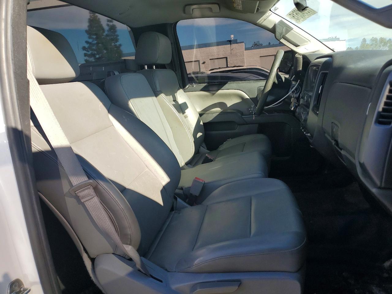 2015 Chevrolet Silverado Utility / Service Truck