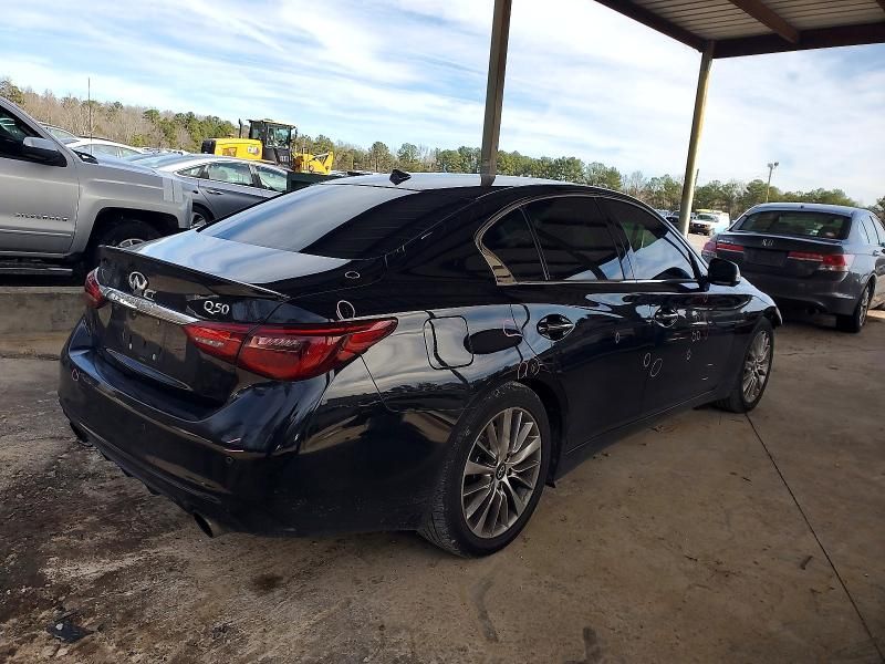 2021 Infiniti Q50 Luxe