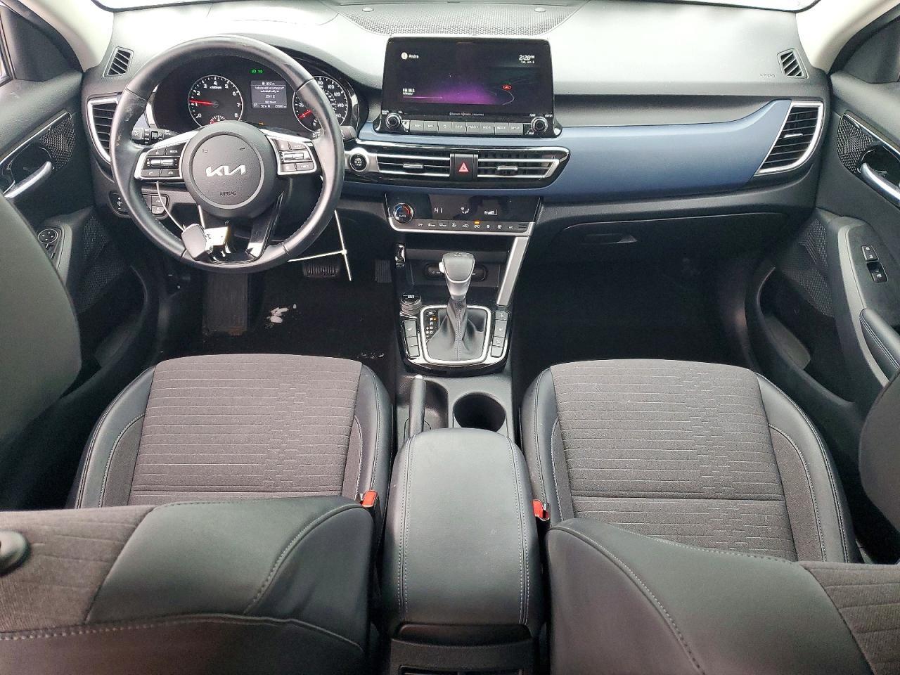 2022 KIA Seltos s