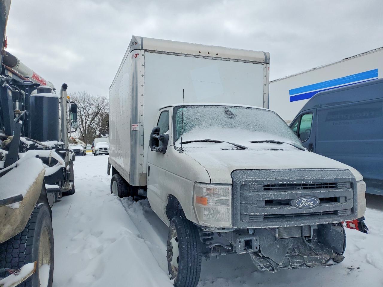 2026 Ford E450 BOX Truck