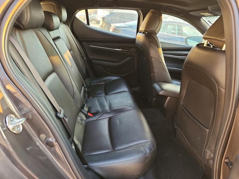 2019 Mazda 3 Premium