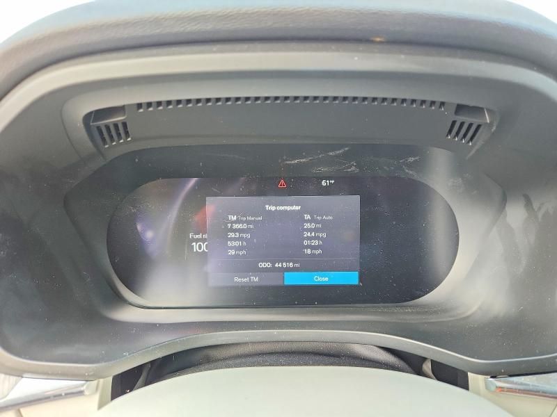 2023 Volvo Xc60 Plus