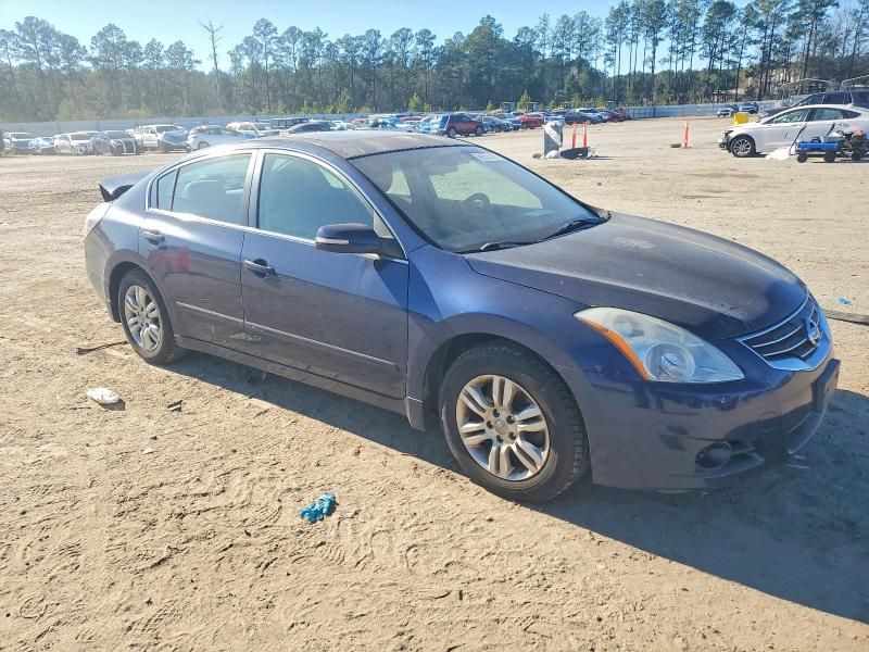 2010 Nissan Altima Base
