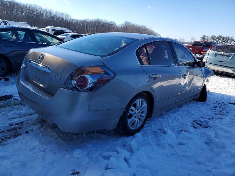 2011 Nissan Altima Base
