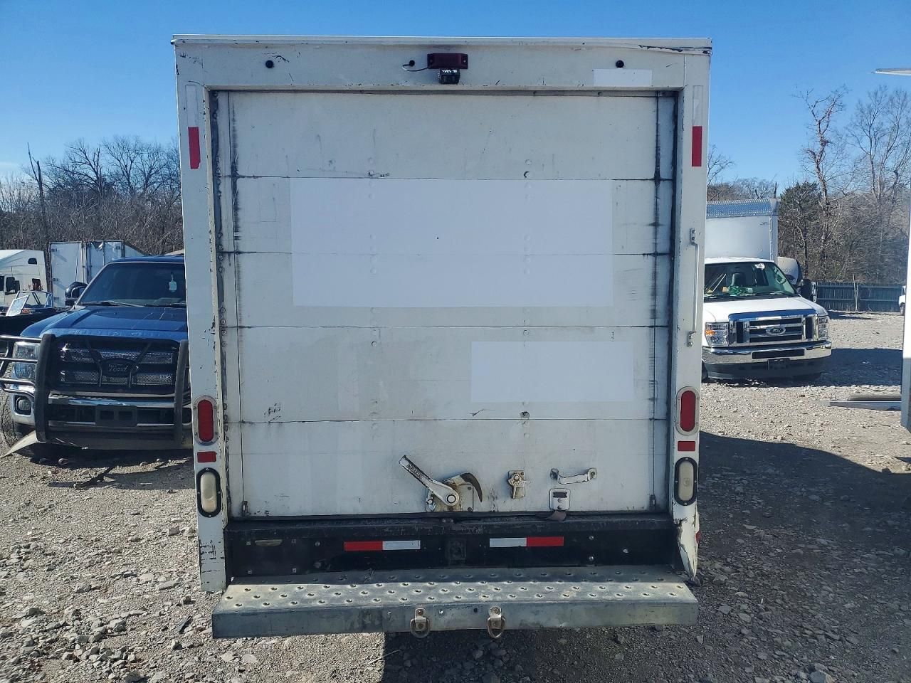 2010 GMC Savana BOX Truck