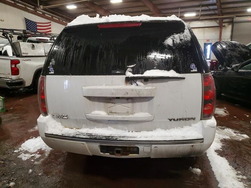 2007 GMC Yukon Denali