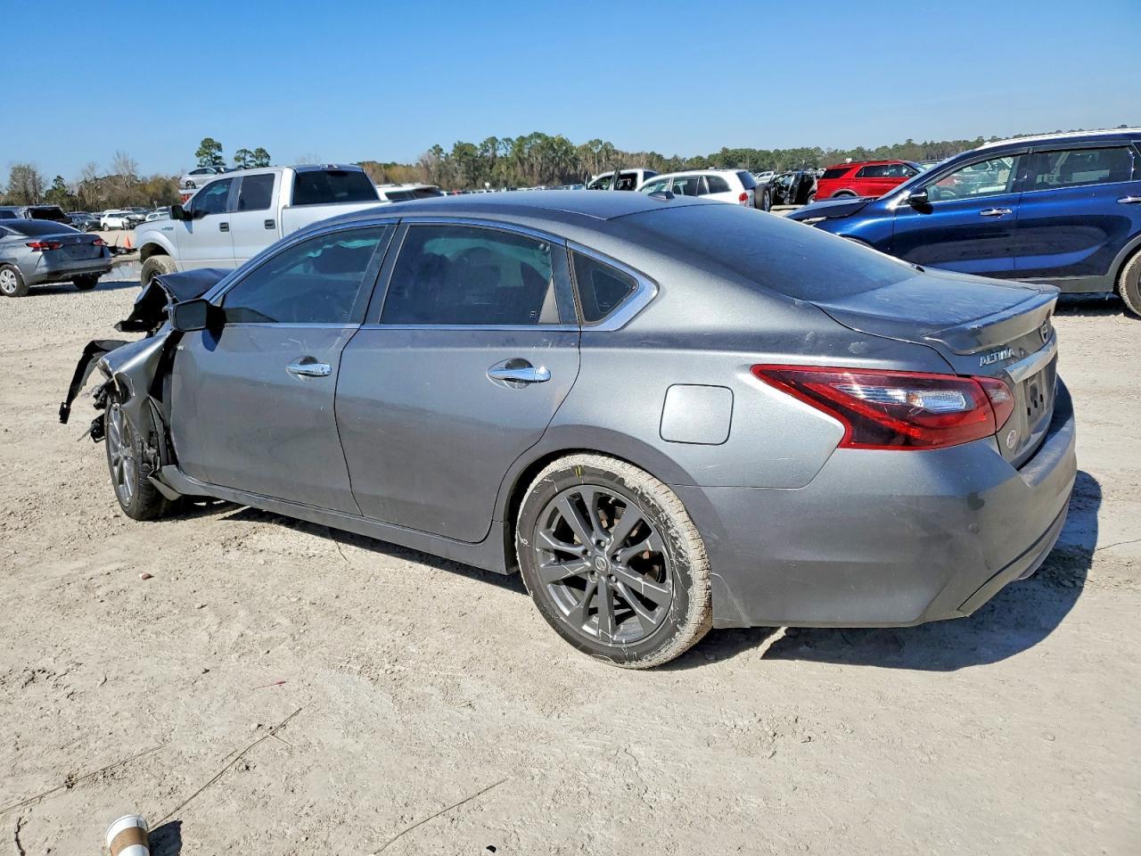 2018 Niss Altima 2.5