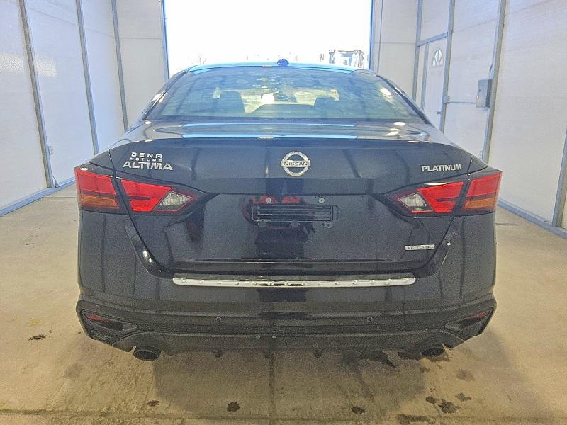 2020 Nissan Altima Platinum