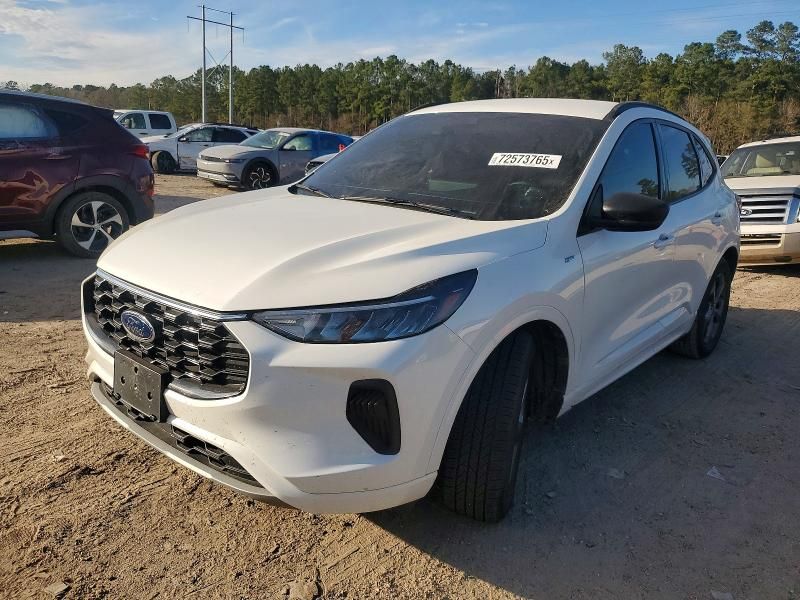 2024 Ford Escape st Line