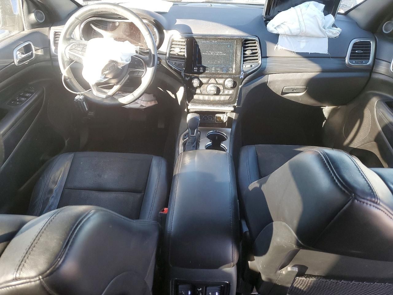 2019 Jeep Grand Cherokee Laredo