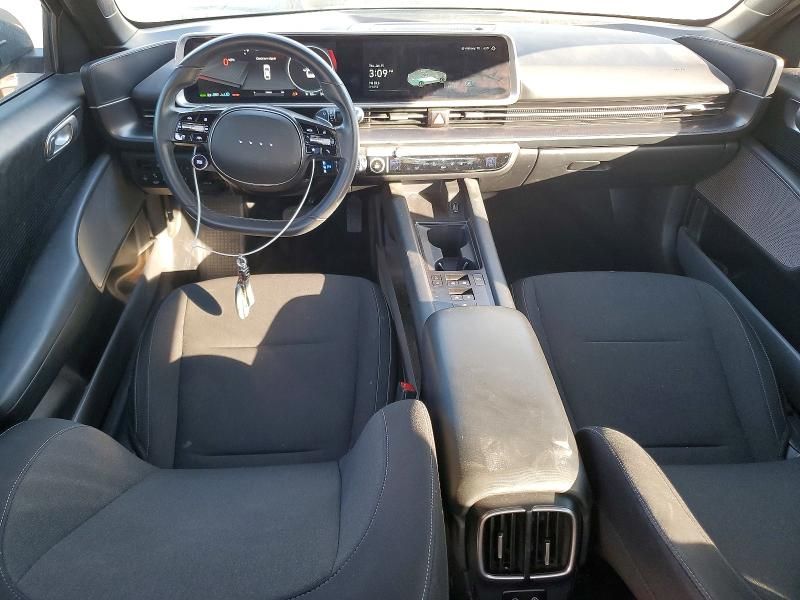 2023 Hyundai Ioniq 6 se