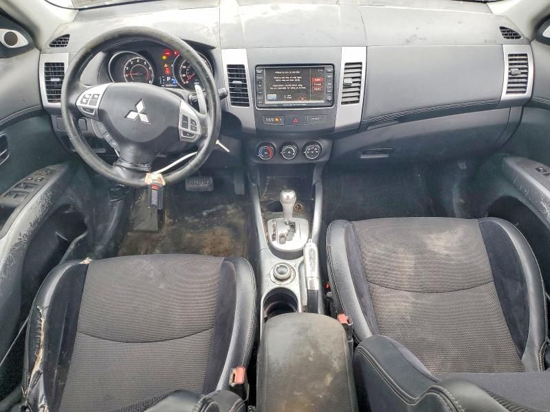 2011 Mitsubishi Outlander se