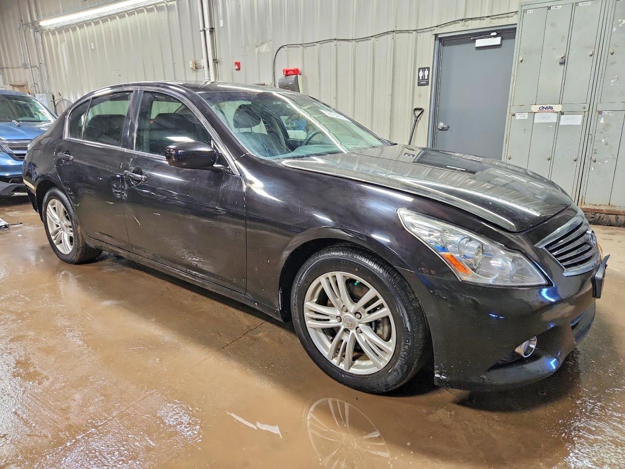 2013 Infiniti G37