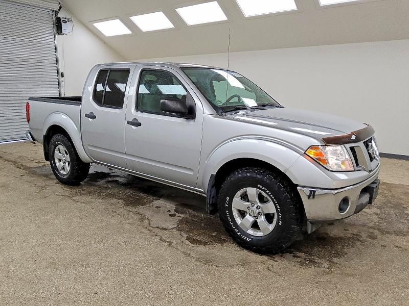 2010 Nissan Frontier Crew cab se