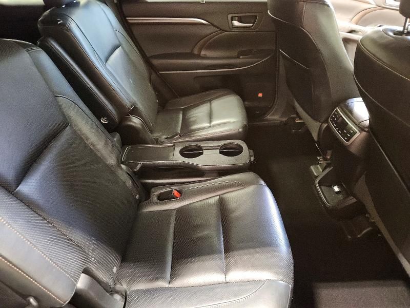 2015 Toyota Highlander Limited