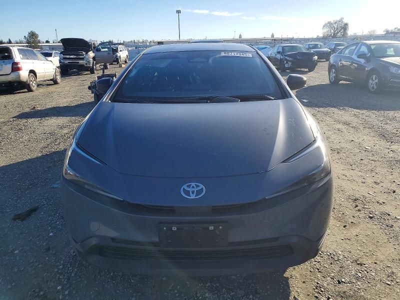 2024 Toyota Prius le