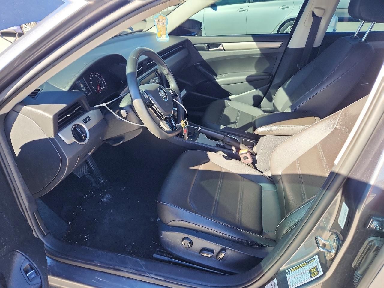 2022 Volkswagen Passat se