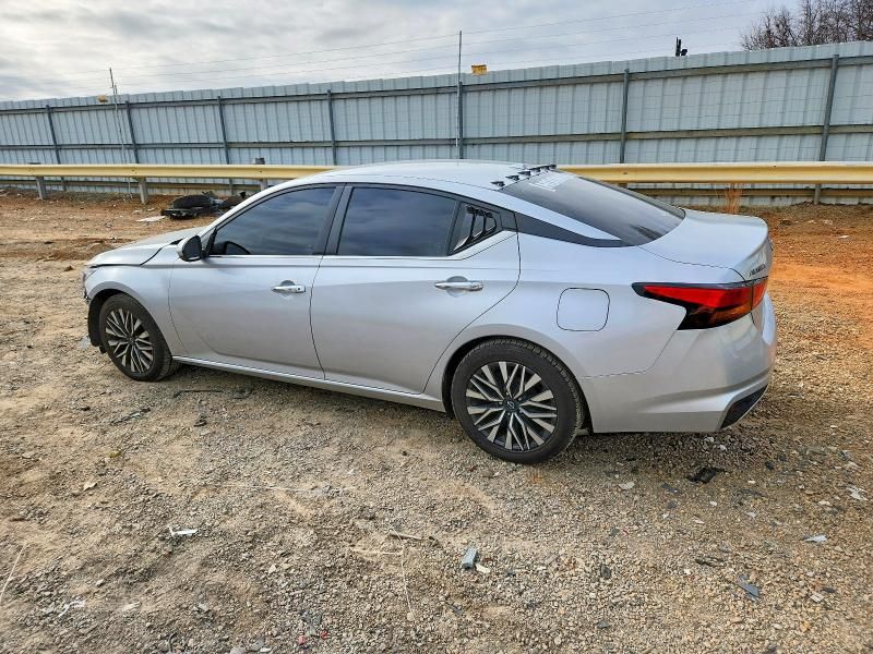 2023 Nissan Altima sv