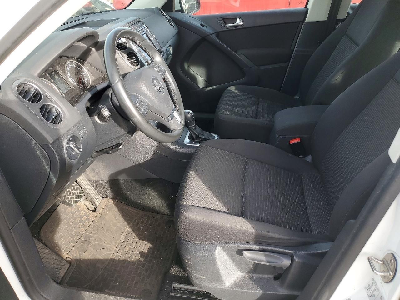 2017 Volkswagen Tiguan s