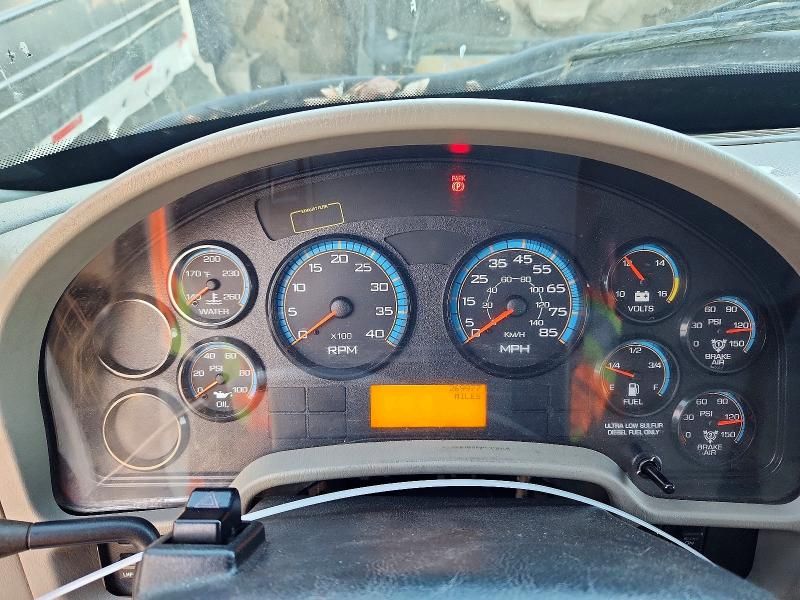 2013 International 4300 BOX Truck