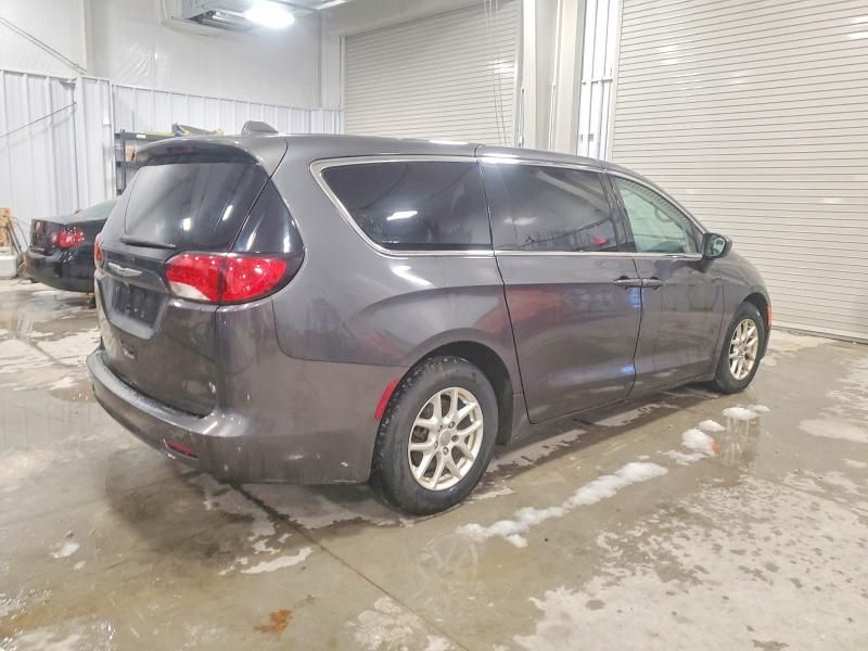 2017 Chrysler Pacifica lx