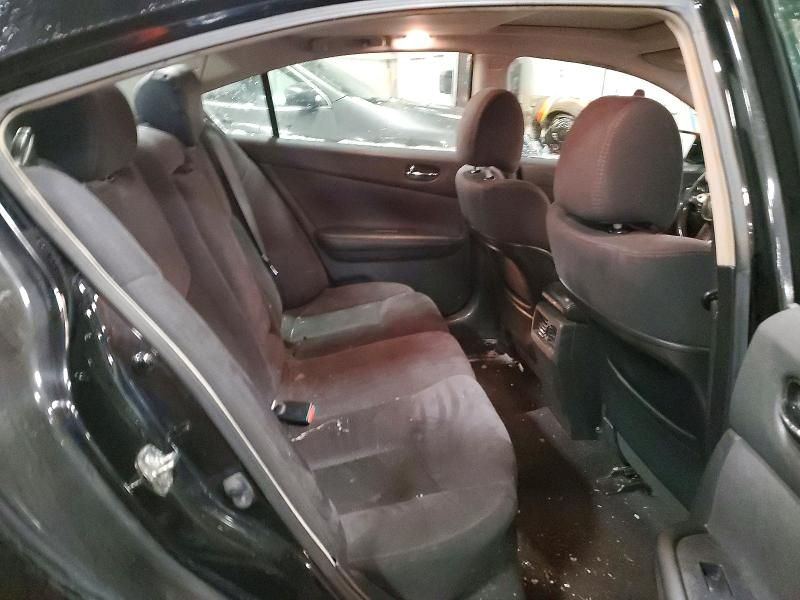 2014 Nissan Maxima s