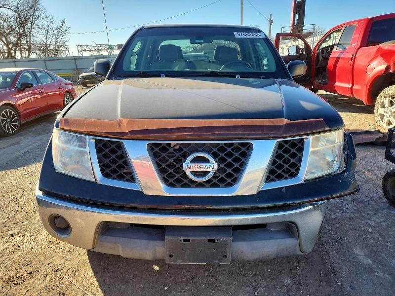 2005 Nissan Frontier Crew cab le